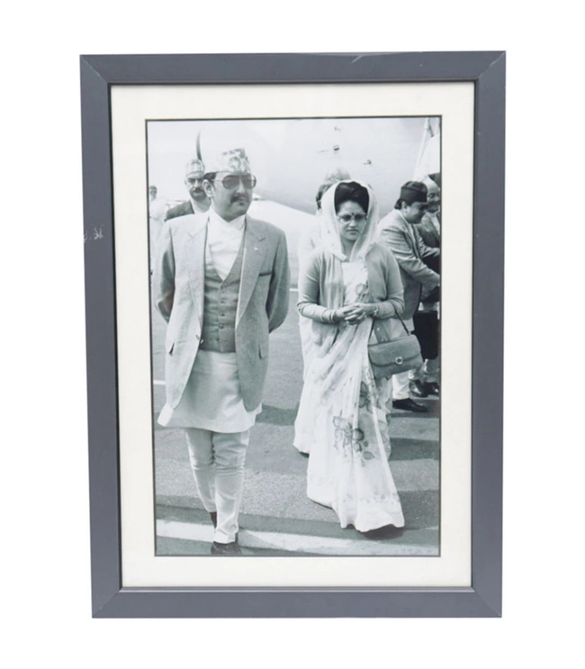 Royal Family Print and Frame Arts, Frames, Mirrors.