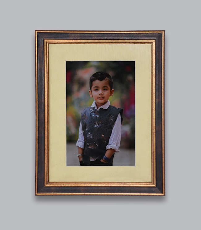 Gold Brown Photo Frame - 7x9